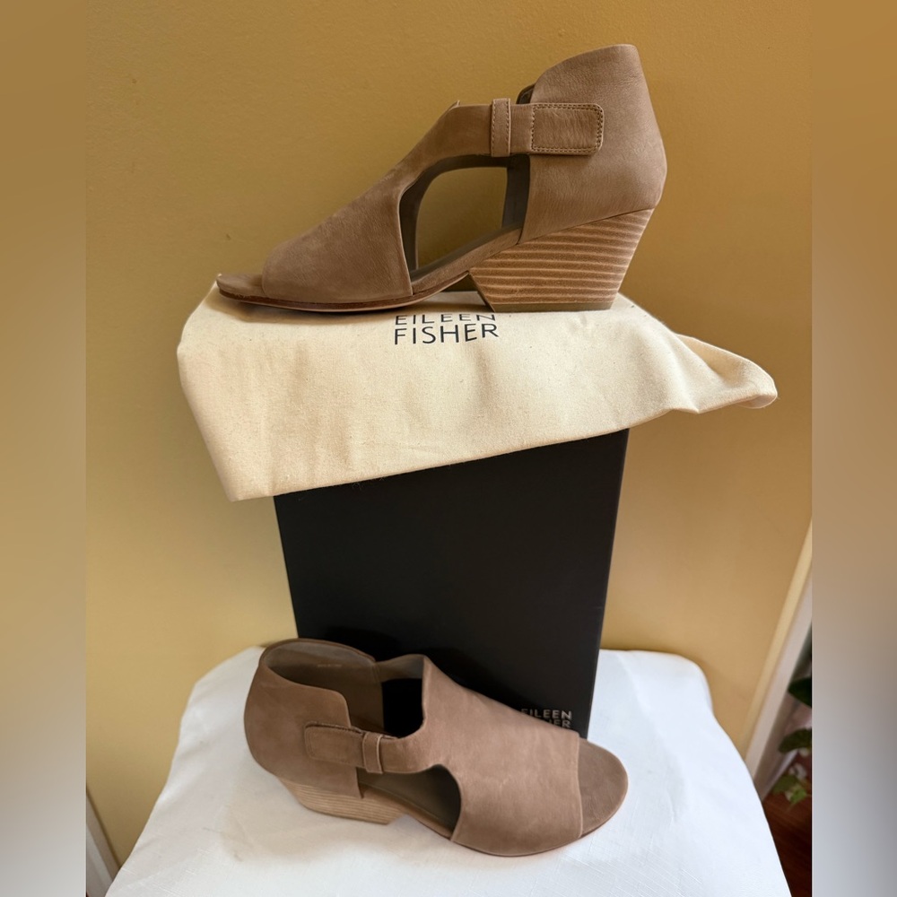 EILEEN FISHER Tumbled Nubuck Women’s Wedge Sandal, Sz 9.5M, NWT